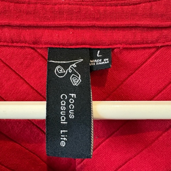 Bright Red V-Neck Ribbed Tunic Top - Picture 3 of 3